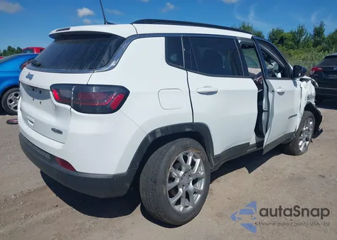 2024 Jeep Compass Latitude Lux Fwd from USA, damaged, VIN 3C4NJDFN8RT104152